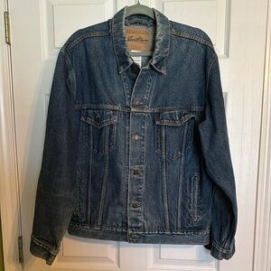 Vintage Levi's Men's Blue Denim Jacket